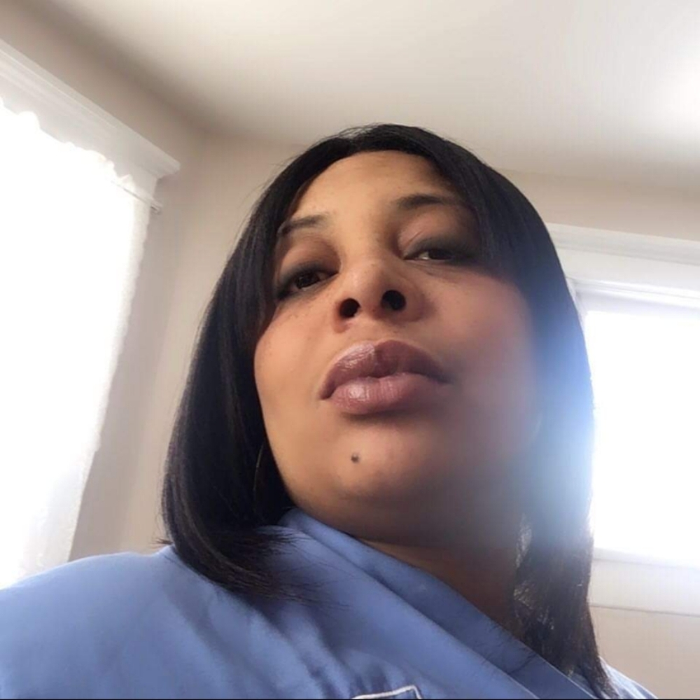 Meet your Posher, Shanetta